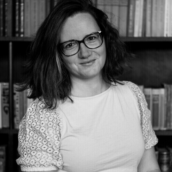 ZUZANA POLIŠČÁK ŠNIRCOVÁ
